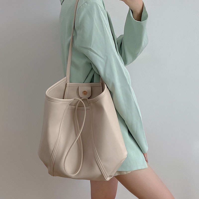 Túi xách IELGY cỡ lớn chất liệu mềm mại dễ phối đồ