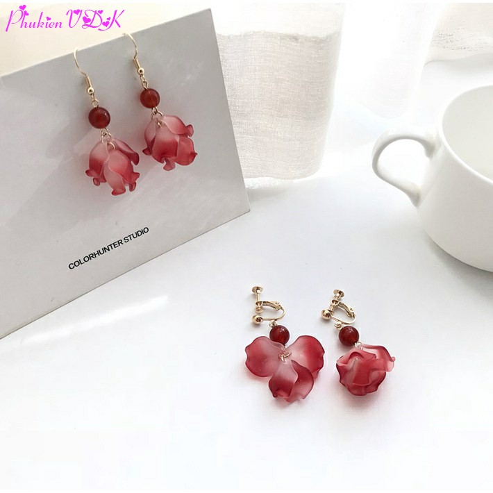 Bông tai gắn bông tai rũ 5 cánh màu đỏ MS128
