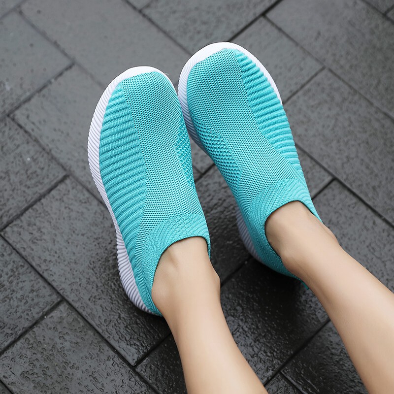 Giày thể thao vải co giãn thoáng khí cho nữ