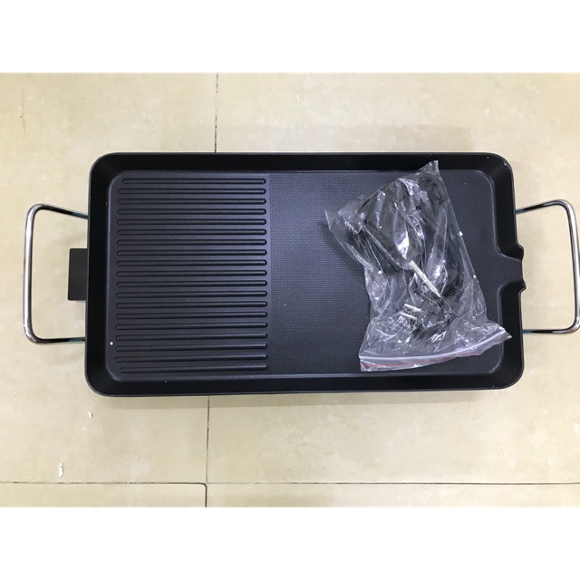 Bếp nướng không khói rộng 27cm dài 48cm.