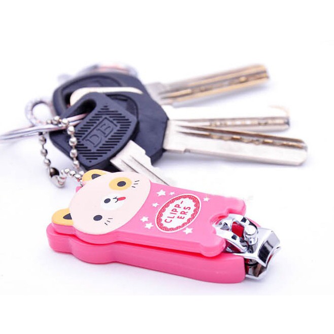 Cắt móng tay hình gấu kute cho bé