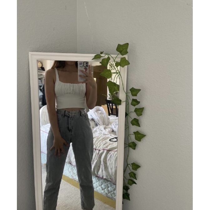 Áo hai dây Ruched Cropped Camisole - YESSTYLE
