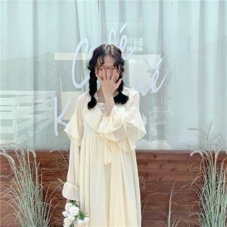 Váy xòe tiểu thư oversize