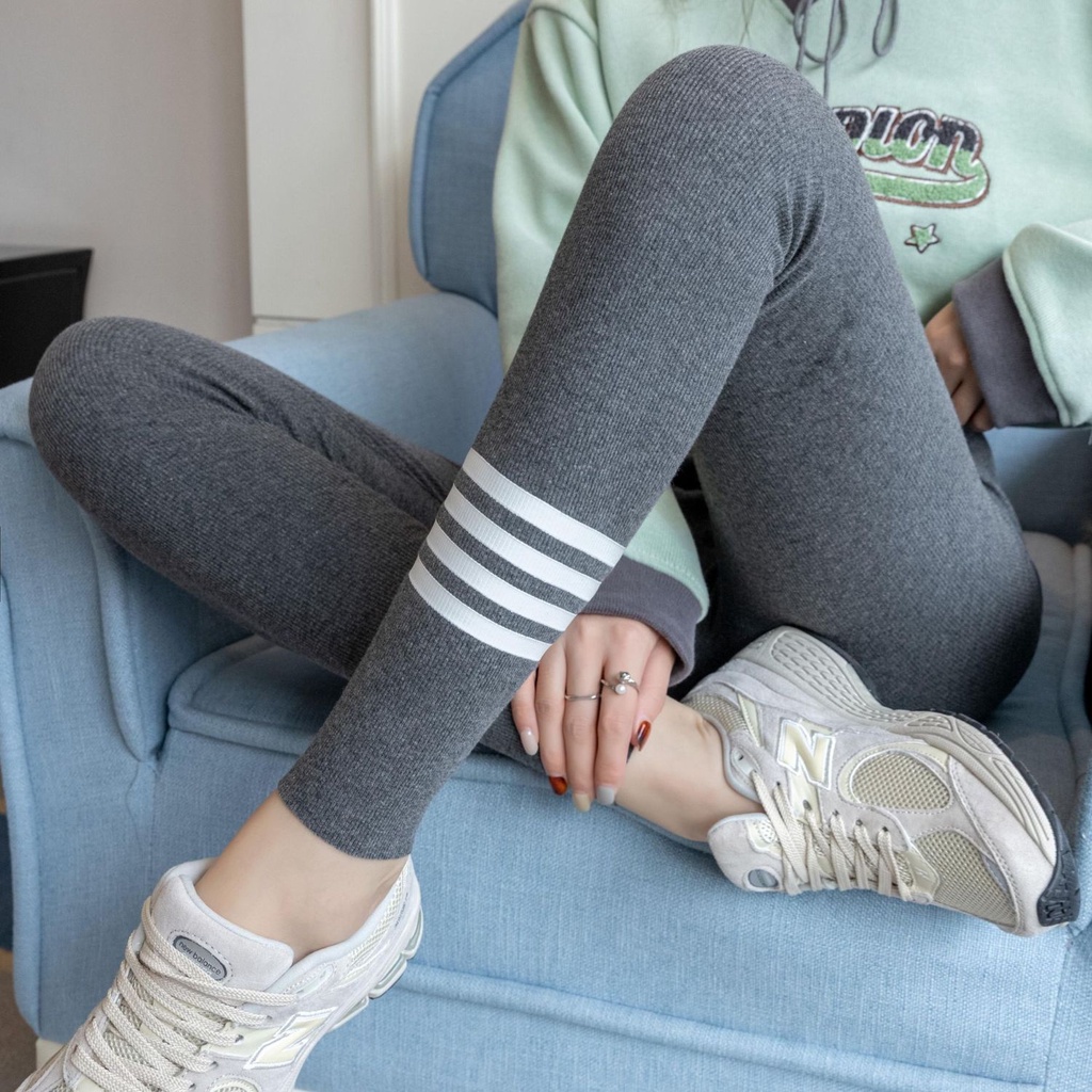 Quần Legging Màu Trơn Lưng Cao Dáng Ôm Thời Trang Thu Đông Mới Cho Nữ