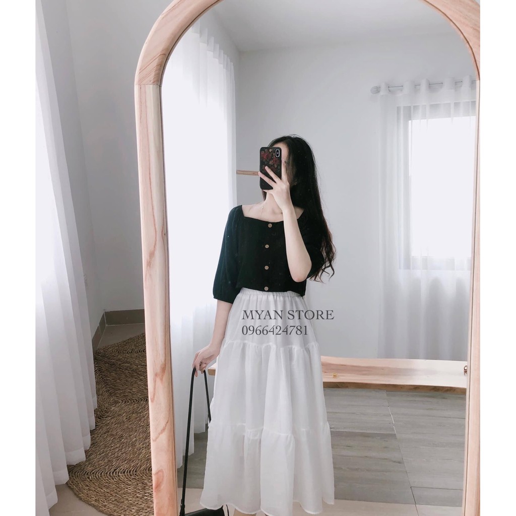 Áo kiểu croptop đen