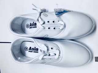GIÀY BATA TRẮNG ASIA HÀNG CHÍNH HÃNG ÊM BỀN ĐẸP KHÔNG THẤM NƯỚC KHI MẮC MƯA CHỈ CẦN DÙNG GIẤY MỀM LAU LÀ SẠCH