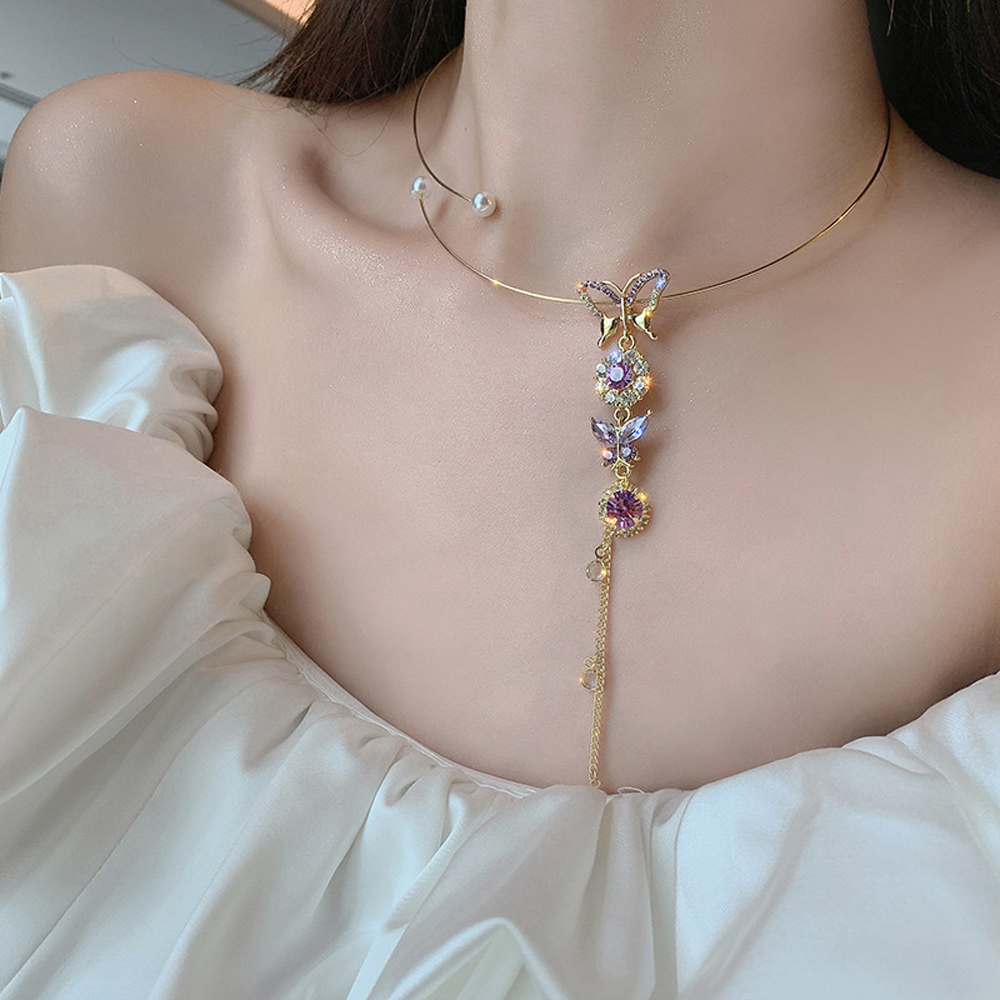 Dây chuyền choker đính hoa và bướm phong cách bohemian cá tính thời trang cho nữ