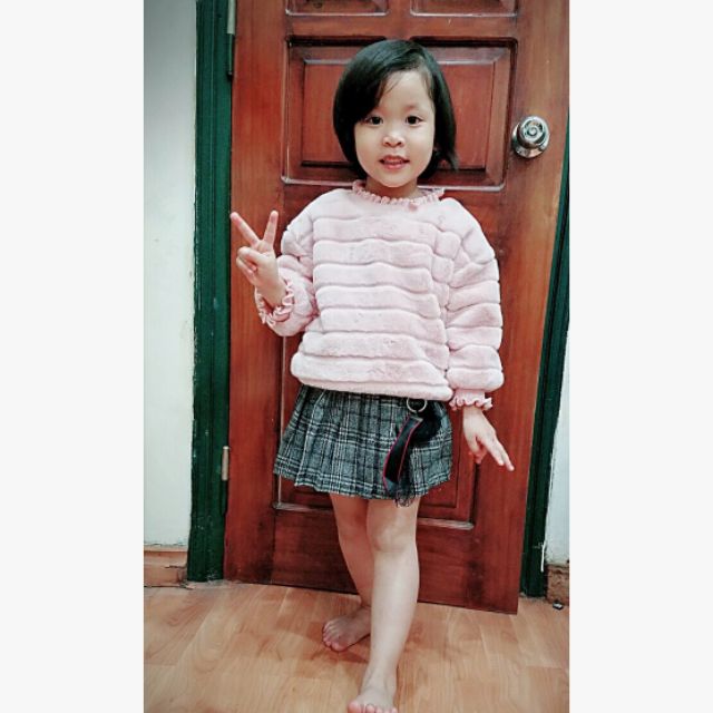 Set áo lông và chân váy cute
