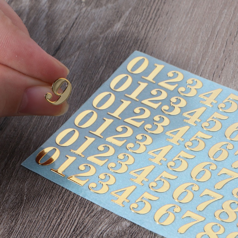 Set 2 Tấm Hình Dán Họa Tiết Chữ Cái Màu Vàng / Bạc Lấp Lánh