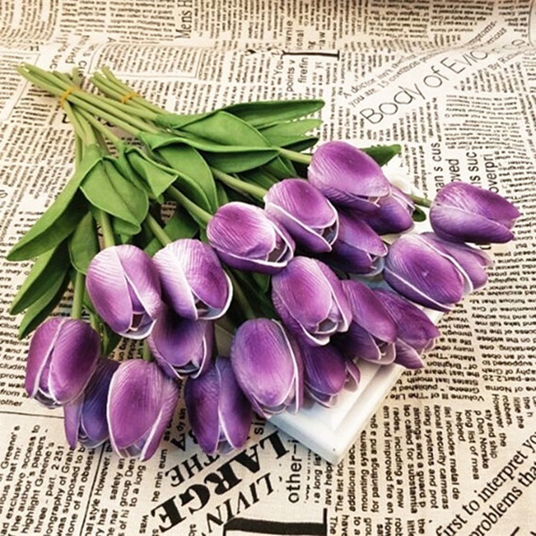 Hoa tulip giả bằng latex PU trang trí lãng mạn