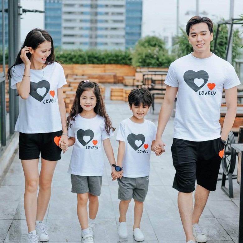 ÁO THUN GIA ĐÌNH ĐẸP LOVE TRÁI TIM