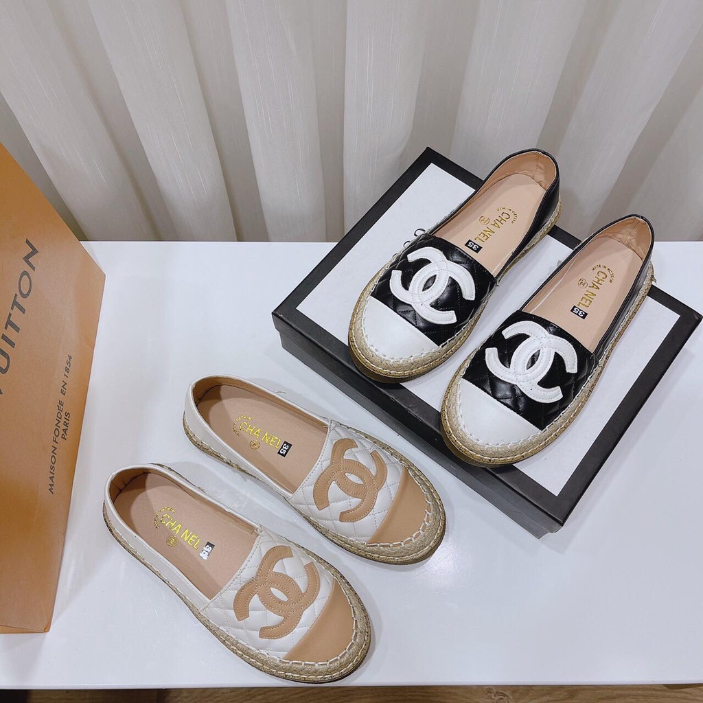 Giầy slipon Chanel ( 2 màu đen, trắng)