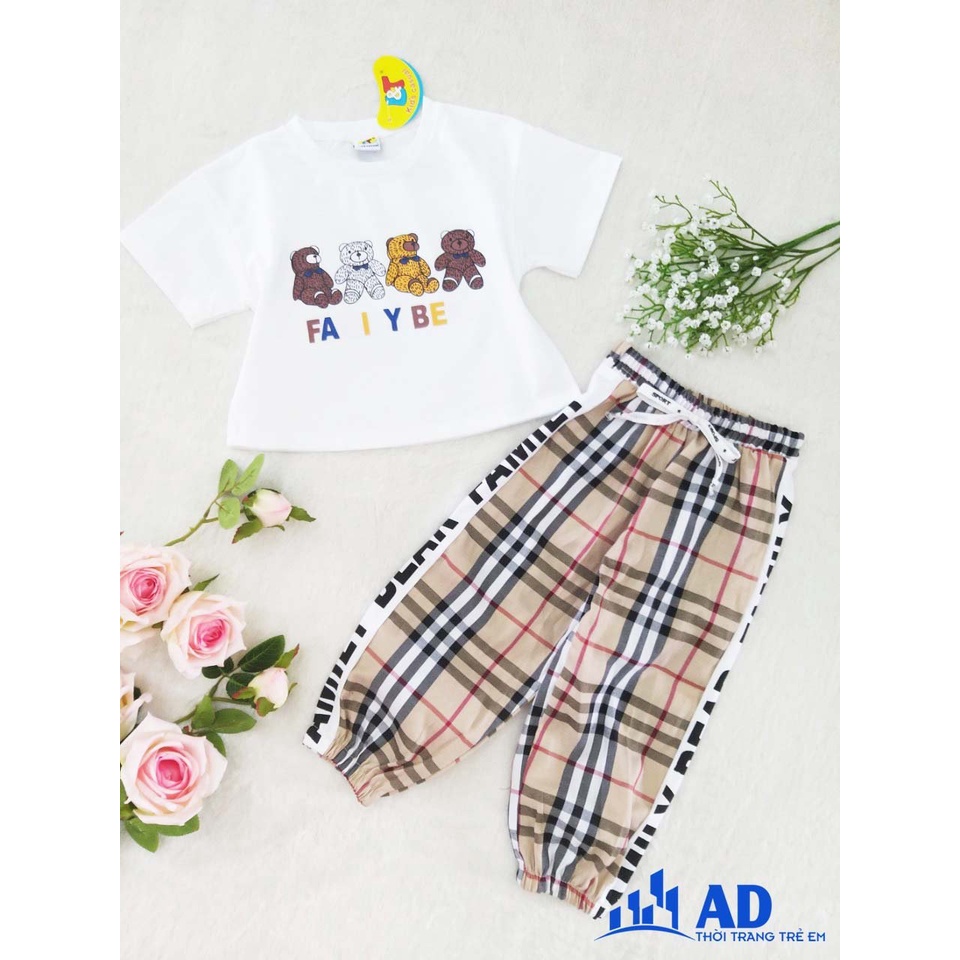 Bộ đồ Aó gia đình Gấu FAMILY BEAR quần Caro thun 100% cotton cực kỳ dể thương cho bé gái .