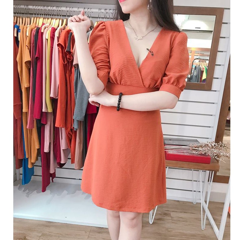 604 - Đầm xòe tay phồng cổ tim chéo