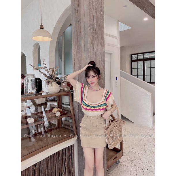 Áo len đan móc sợi cổ vuông tay ống rộng phối màu sắc thổ cẩm xinh