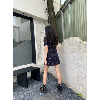 ĐẦM HOA KHOÉT NGỰC (KÈM VIDEO HÌNH THẬT)