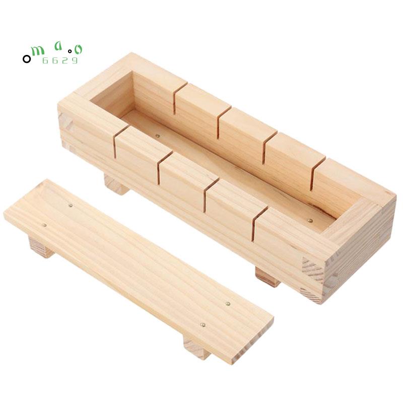 Bộ Khuôn Làm Sushi Bằng Gỗ Tiện Dụng Cho Nhà Bếp