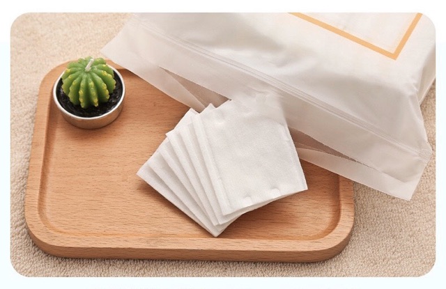 Bông tẩy trang 222 miếng, dùng mấy tháng mới hết ý!