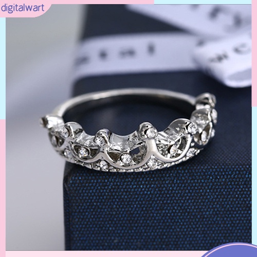 Nhẫn mạ bạc hình vương miện đính đá xinh xắn