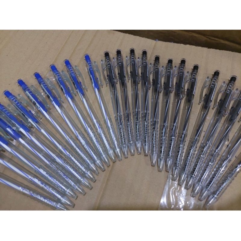 1 cây bút bi xanh/ đen/ đỏ cho học sinh, sinh viên, dân văn phòng