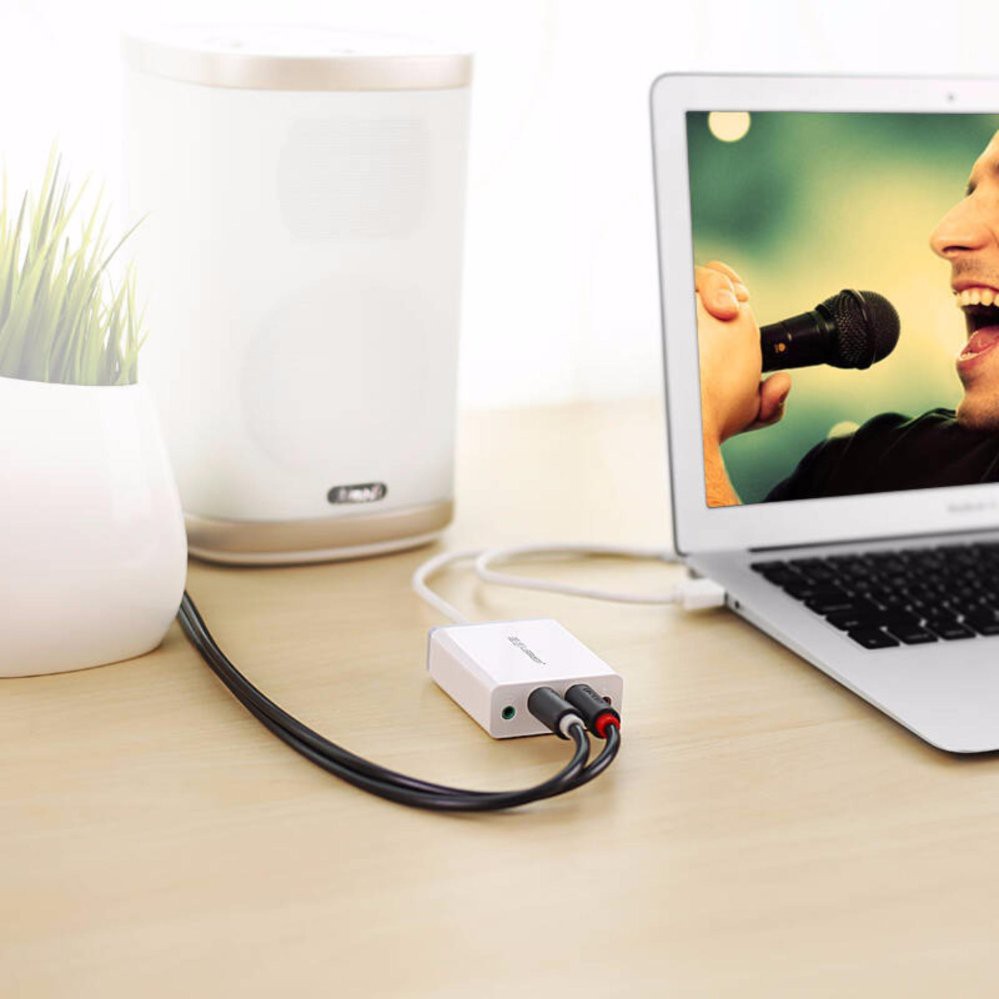 [Mã ELHACE giảm 4% đơn 300K] Bộ chuyển âm thanh USB ra 2 đầu 3.5mm (tai nghe+Mic) và 2 đầu hoa sen (RCA) UGREEN 30521