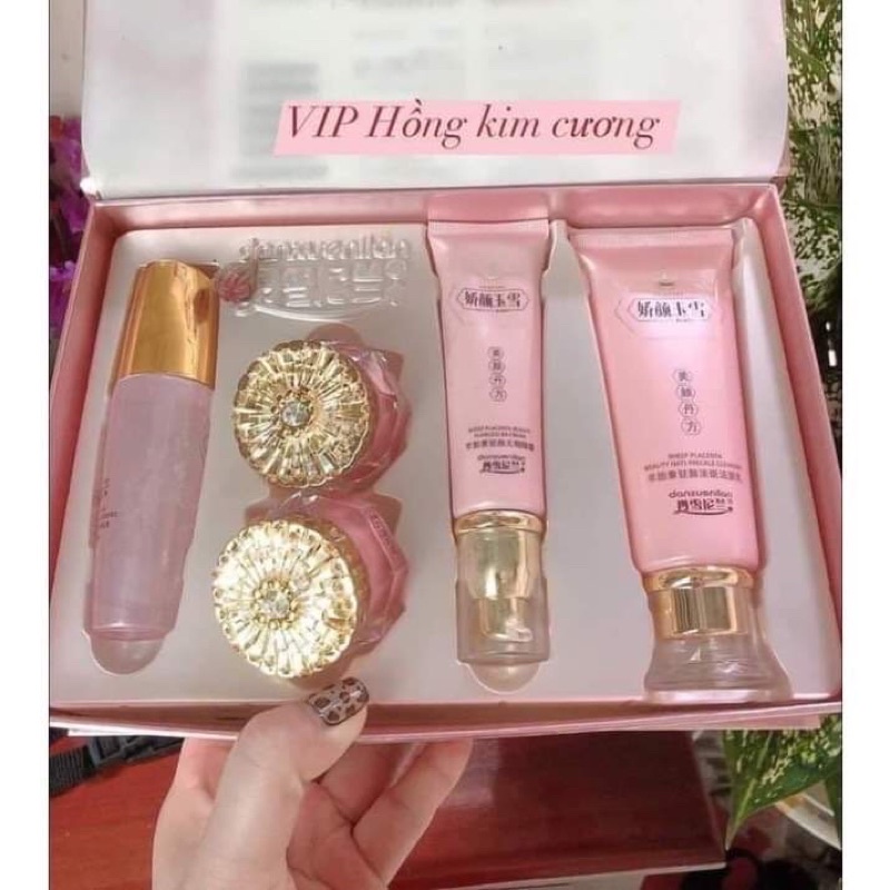 Bộ Mỹ Phẩm Hoàng Cung VIP Hồng Kim Cương chính hãng