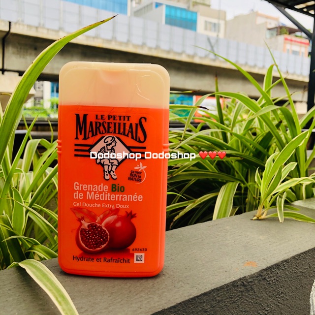 Sữa tắm Le Petit Marseillais 250ml giúp da mềm mịn, mượt da, thơm đậm hương thơm Pháp, hàng nội địa pháp