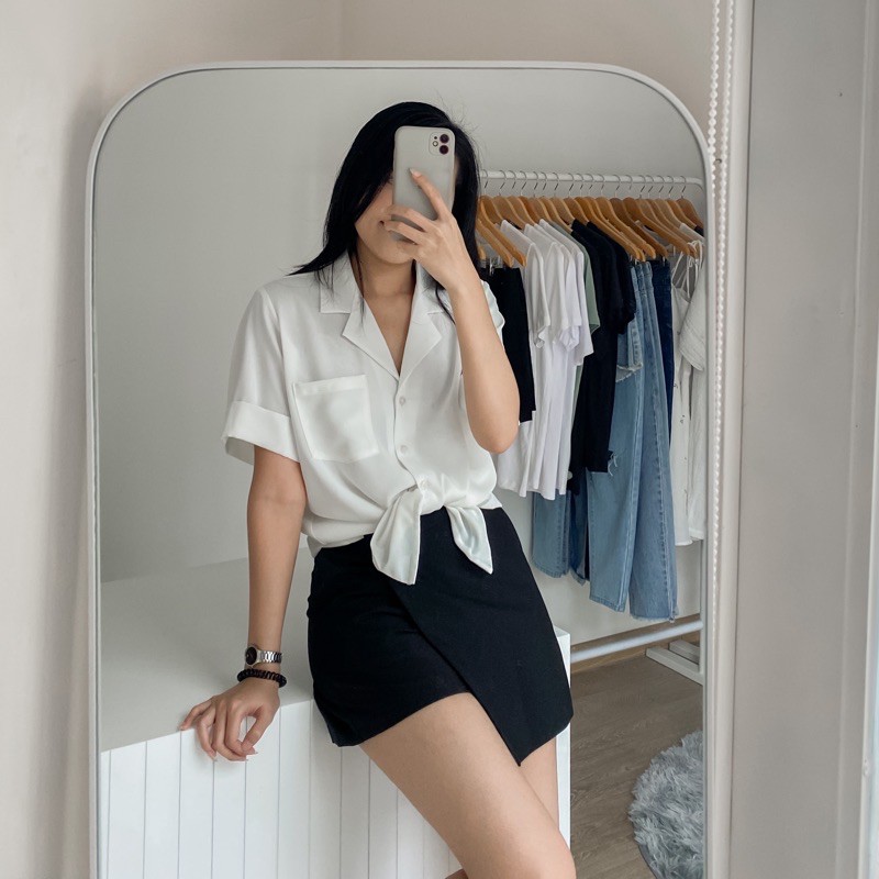 Áo sơ mi tay ngắn trắng