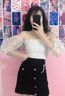 Set áo bẹt vai phối chân váy nút