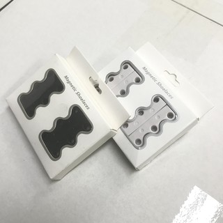 Khóa dây giày từ tính nam châm 2 màu trắng đen