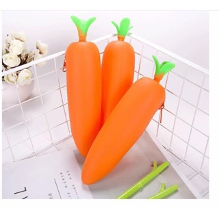 Hộp bút Cà rốt
