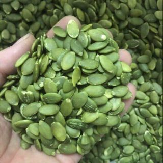 Hạt bí đã tách vỏ ấn độ (sống . Chín )