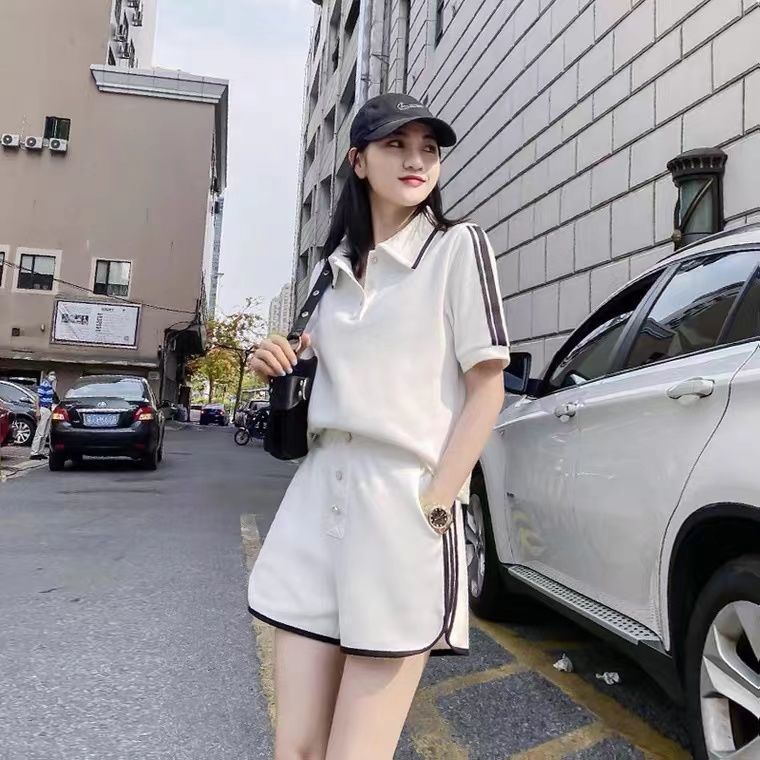 Bộ Đồ Thể Thao Ngắn Thời Trang Hàn Quốc Xinh Xắn