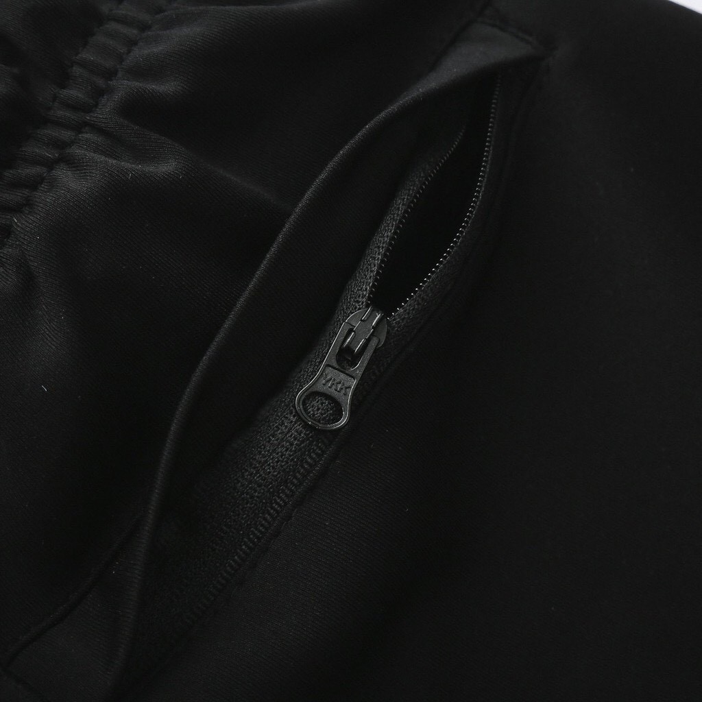 Quần đùi nam LACOSTE phong cách thể thao khỏe khoắn, chất gió mềm siêu mịn, co giãn tốt, vận động thoải mái | BigBuy360 - bigbuy360.vn