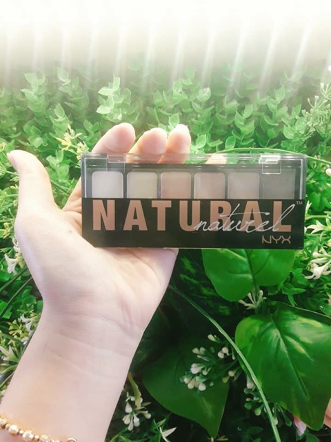 PHẤN MẮT NYX THE NATURAL SHADOW PALETTE