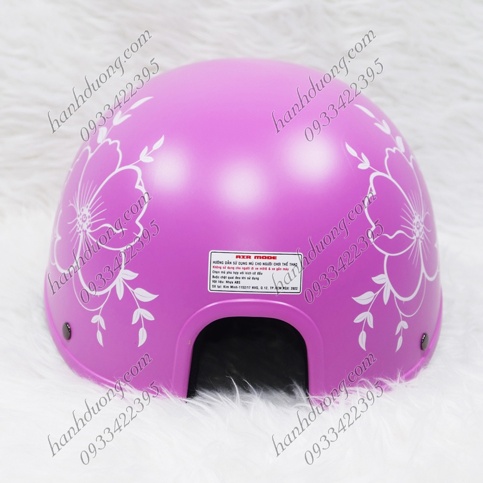 Nón bảo hiểm kết nữ hoa tua dài có khoét đuôi phù hợp cho cả nam và nữ