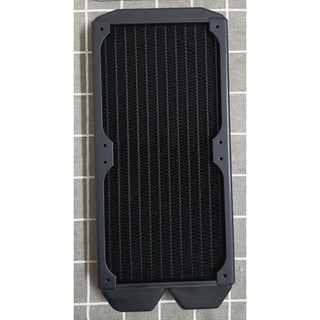 Két tản nhiệt nước Radiator