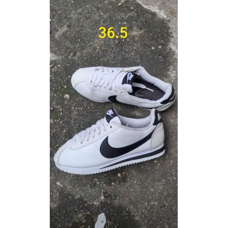 Sale giày nike trắng chính hãng