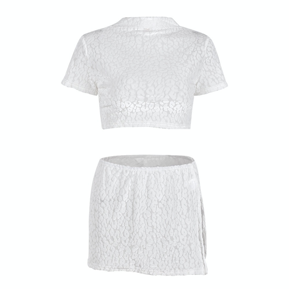 Set Áo Thun Ngắn Tay Cổ Tròn Và Chân Váy Lưng Thấp Xẻ Tà Thời Trang