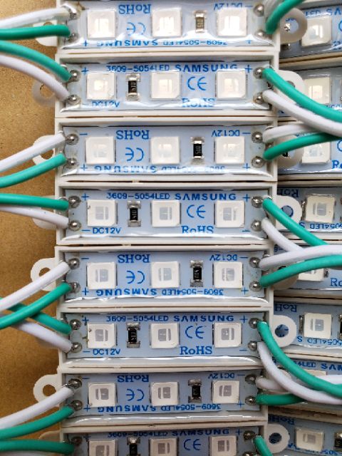 Vỉ led quảng cáo, led hắt 3 bóng điện áp 12V chip 5054 size 7211/ 4512/ 3609