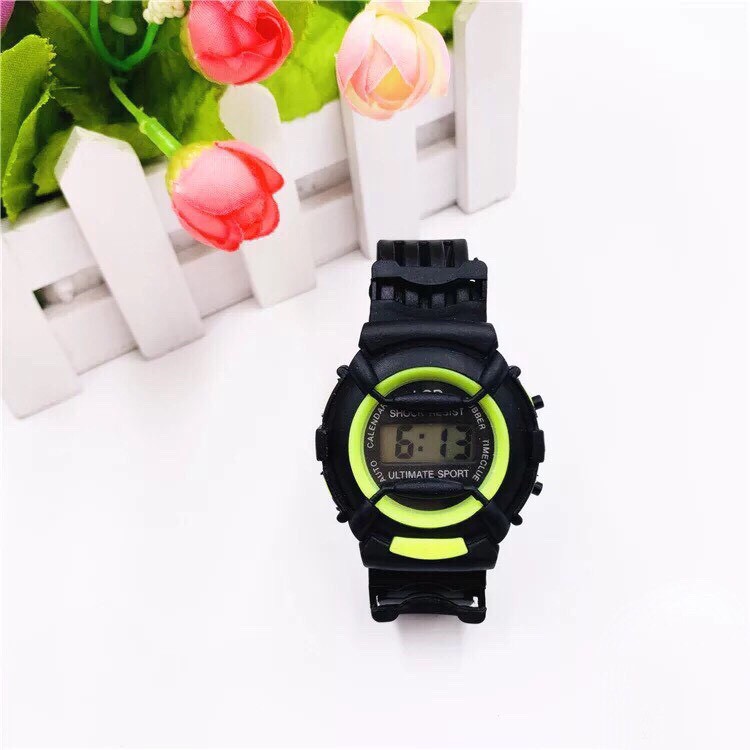 Đồng hồ điện tử thời trang dây nhựa đen cho bé | BigBuy360 - bigbuy360.vn