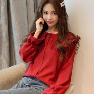 Áo sơ mi cổ sen bèo
