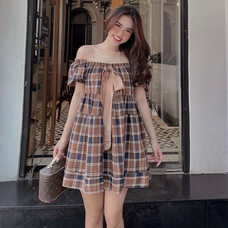Đầm xòe Caro phối nơ