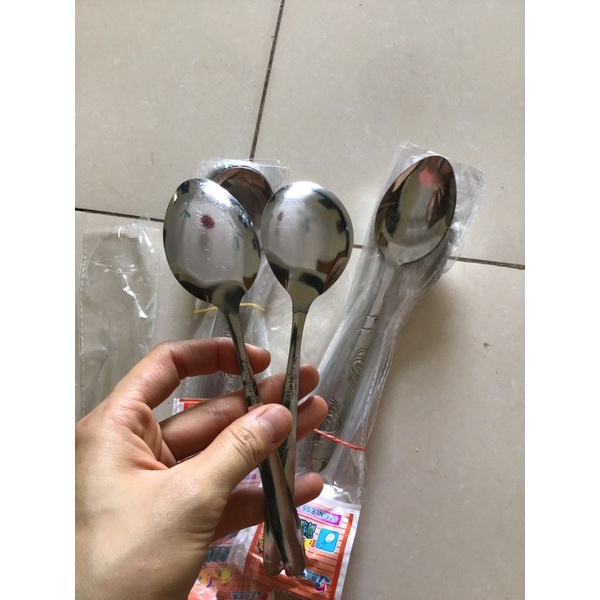 Thìa ăn cơm, thìa súp đầu tròn và đầu nhọn
