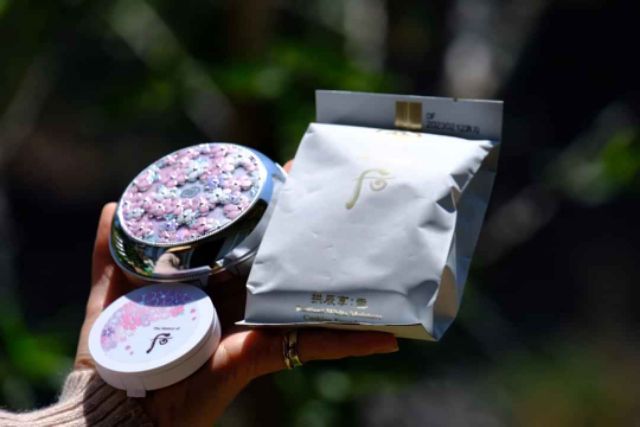 CUSHION WHOO 1 HỘP 1 LÕI 1 HỘP PHẤN MÁ HỒNG | BigBuy360 - bigbuy360.vn