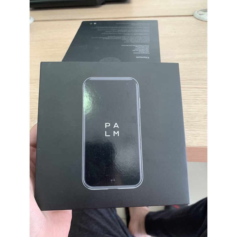 Điện Thoại Mini 4G Palm Phone PVG100 New Sealbox