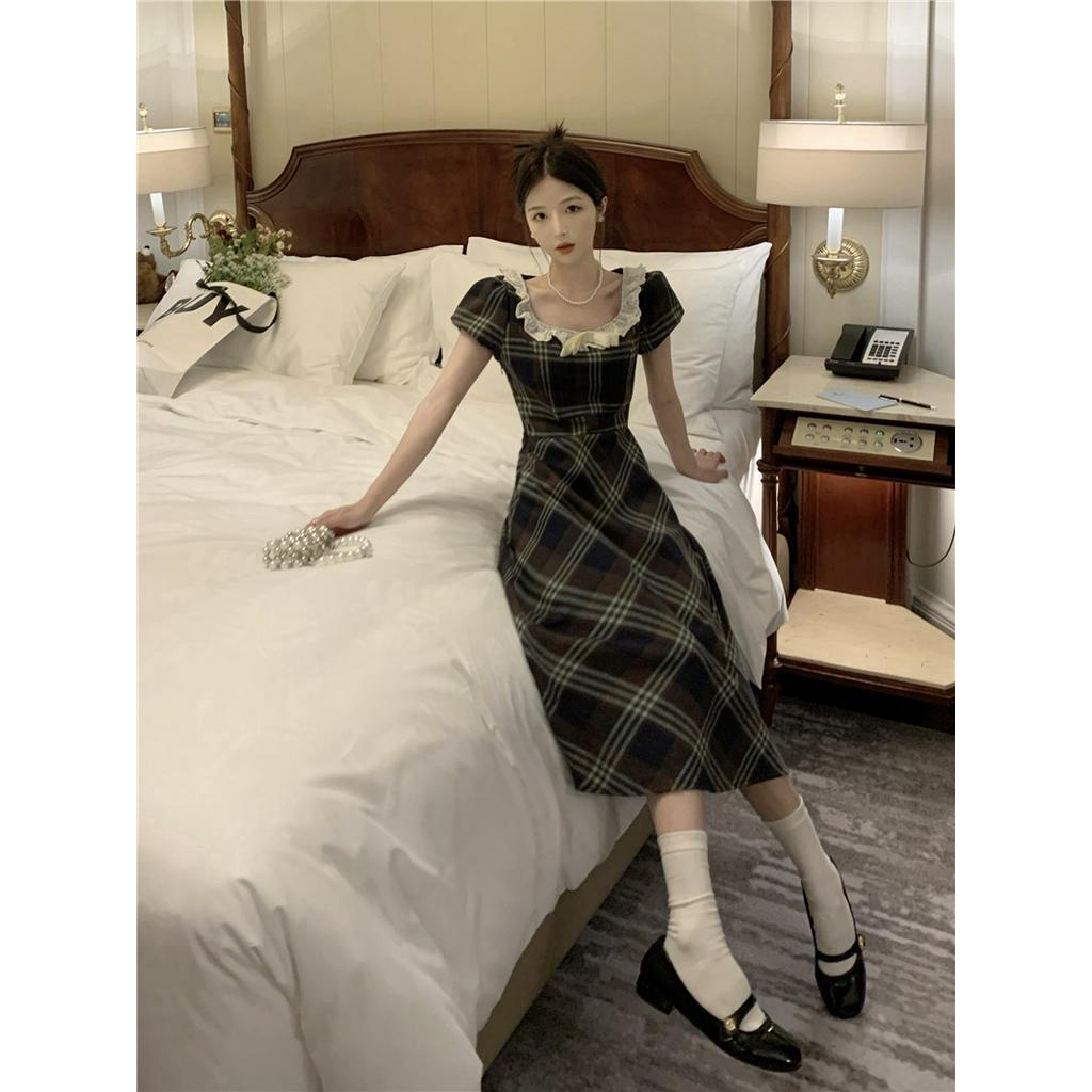 Platycodon Đầm Tay Ngắn Cổ Vuông Phối Ren Họa Tiết Kẻ Sọc Phong Cách Cổ Điển Thời Trang Cho Nữ