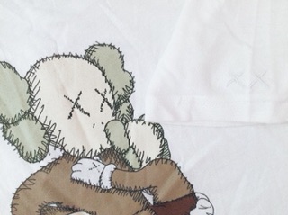 Áo phông Tee UniqloxKaws