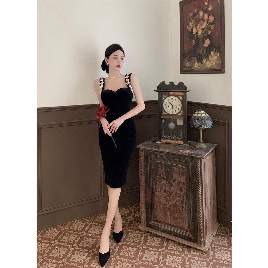 Đầm Hai Dây Màu Đen Phong Cách Pháp Cổ Điển Thời Trang Mùa Hè Cho Nữ 2022