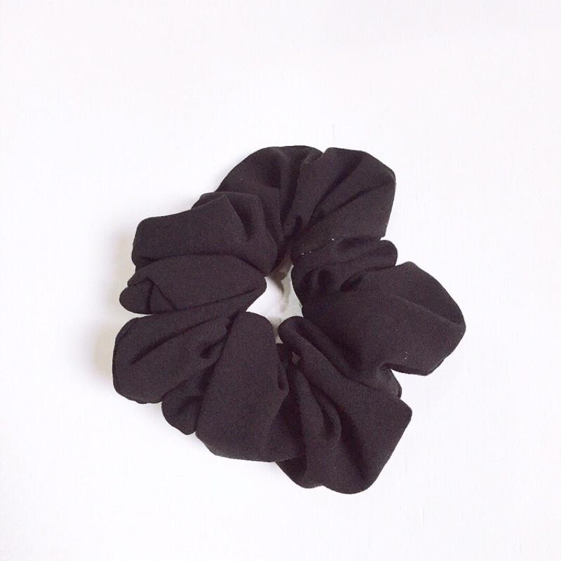 Scrunchies dây buộc tóc handmade đen